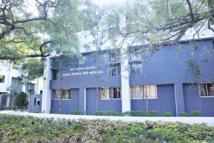 DES Law College Pune Direct BBALLB Admission